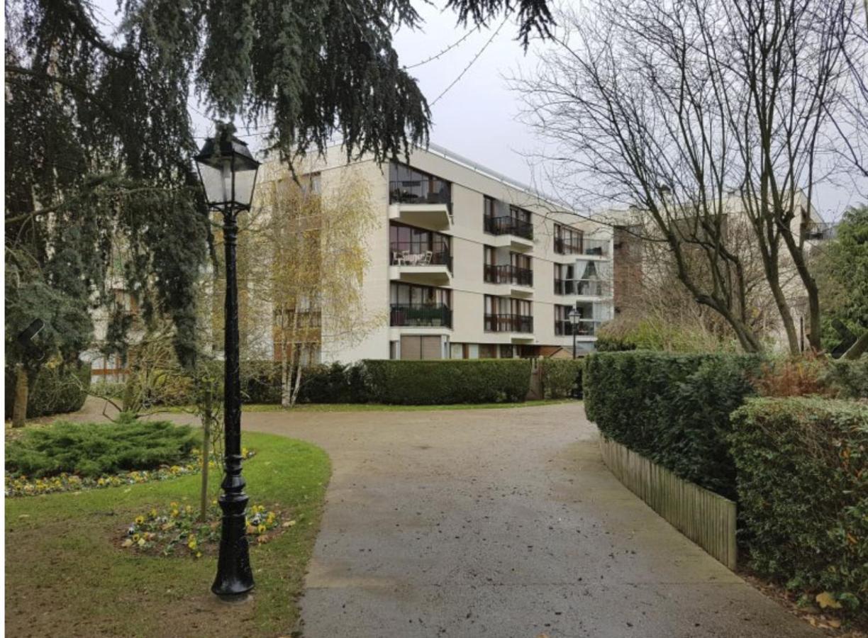Grand Studio Proche Versailles Chateau Le Chesnay  Exterior photo